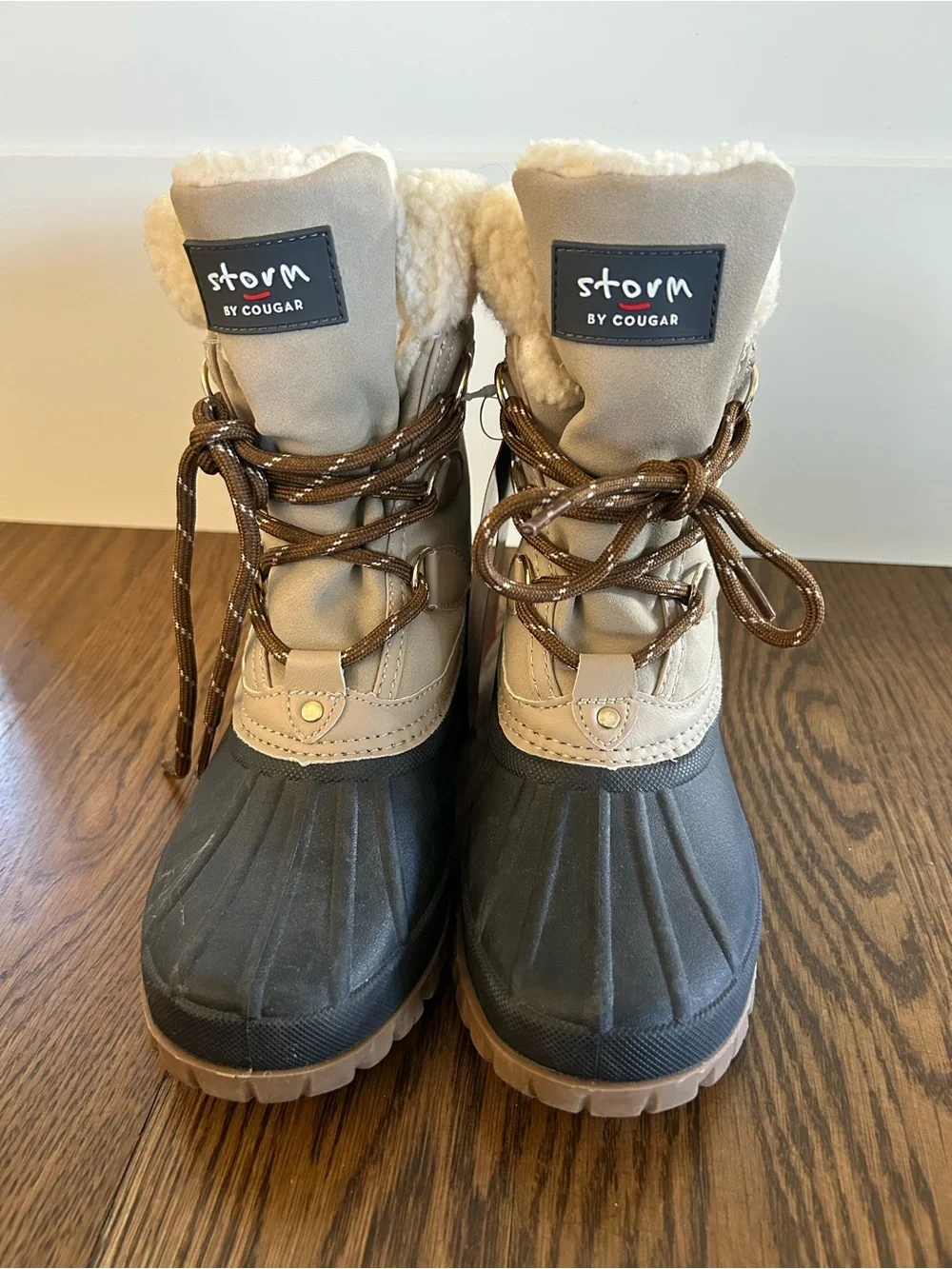 NWT Storm by Cougar Winter Boot- size 6